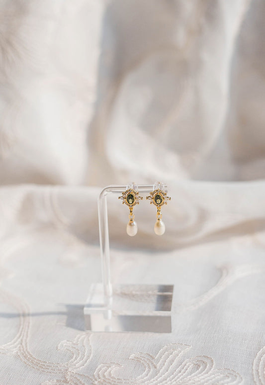 Eden Vintage Crystal and Pearl Drop Earrings