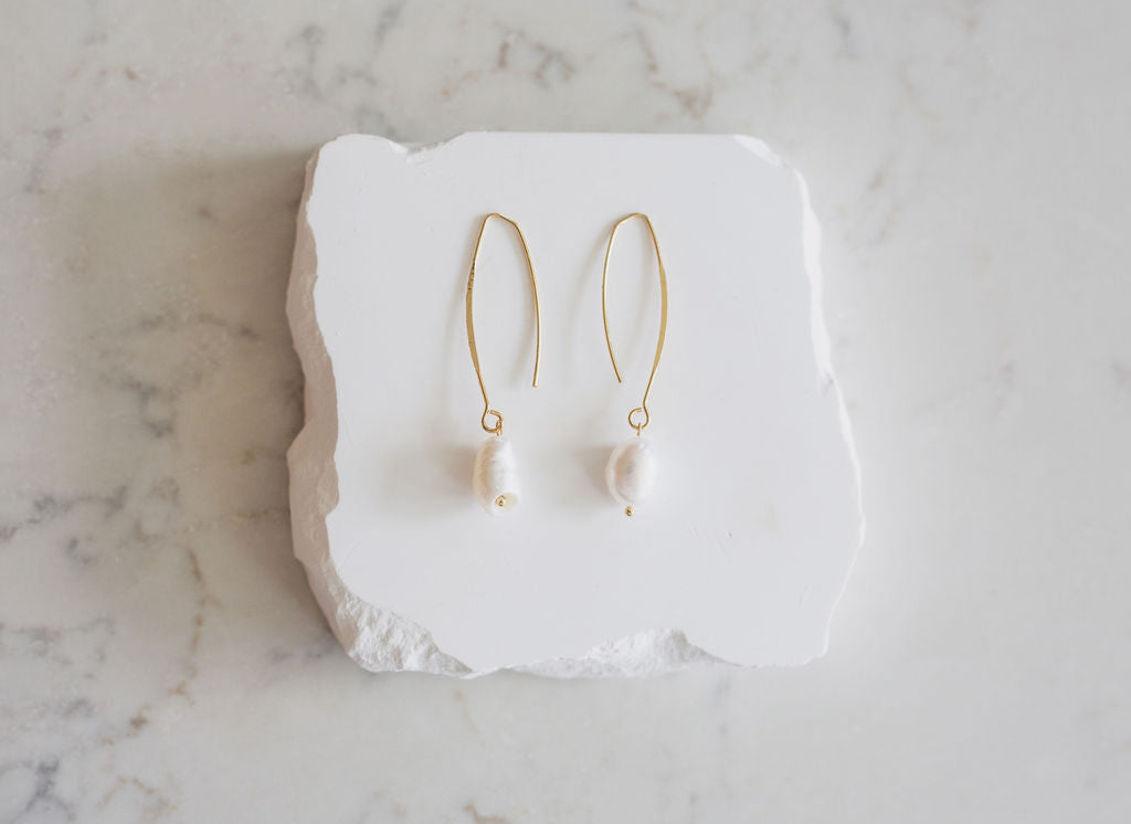 Baroque Freshwater Pearl Threader Earrings, Gold Long Dangle, Minimalist Bridal Wedding Jewelry
