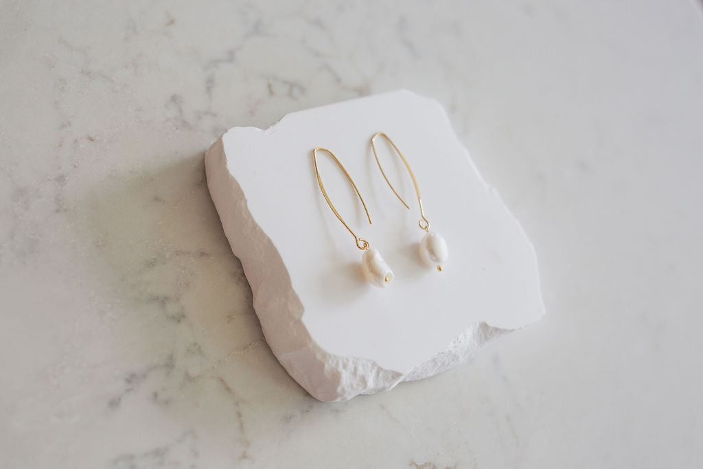 Baroque Freshwater Pearl Threader Earrings, Gold Long Dangle, Minimalist Bridal Wedding Jewelry