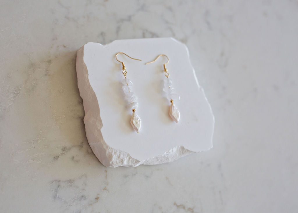 Rose Quartz & Baroque Pearl Earrings, Freshwater Pearl Dangle Earrings, Pink Crystal Drop Earrings, Gold Bridal Earrings, Wedding Jewelry